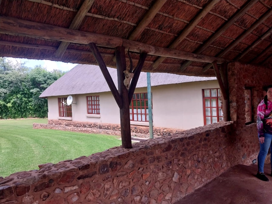 7 Bedroom Property for Sale in Parys Free State